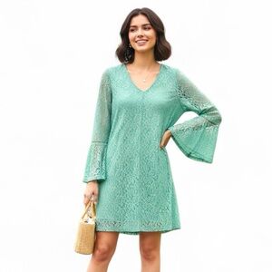 Francesca’s | Alya Bell Sleeve Mini Dress in Seagram Green Size XS